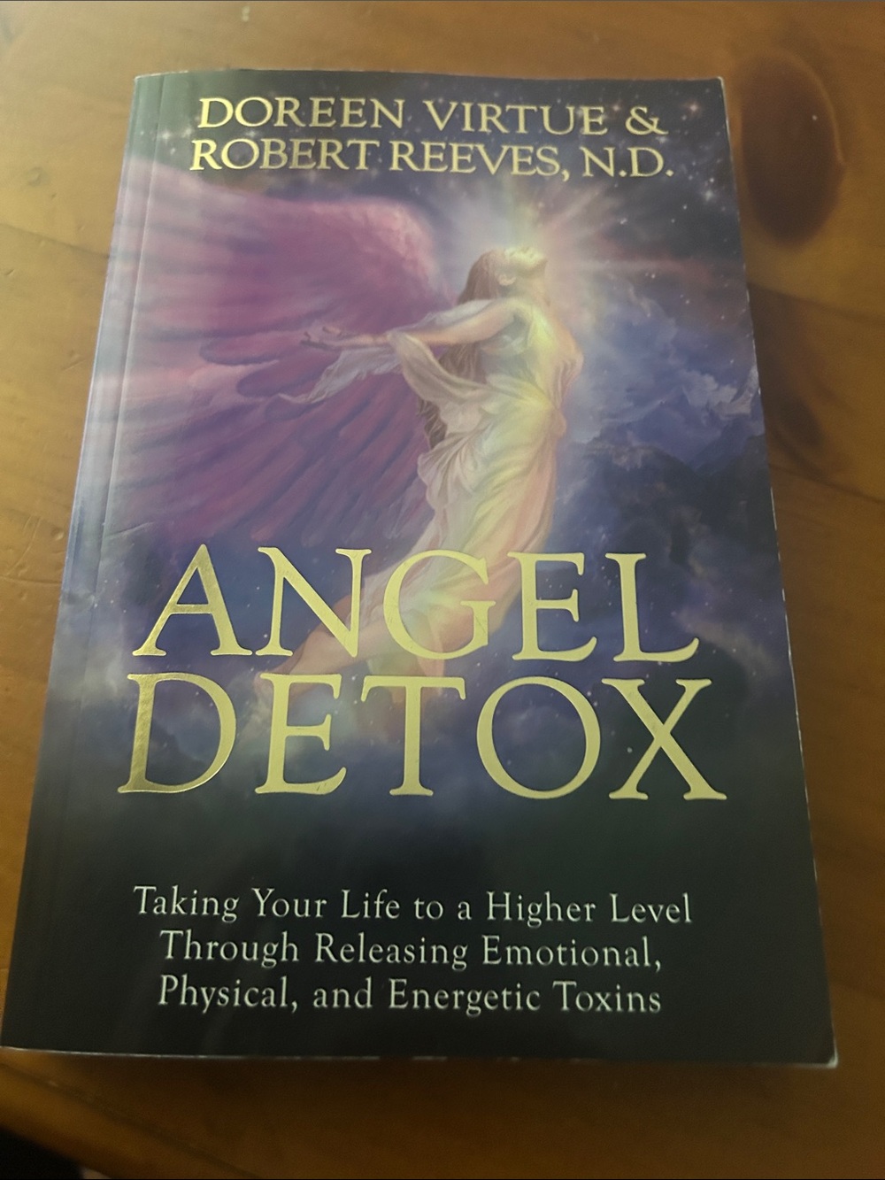 Angel Detox by Doreen Virtue & Robert Reeves - Purple Cover